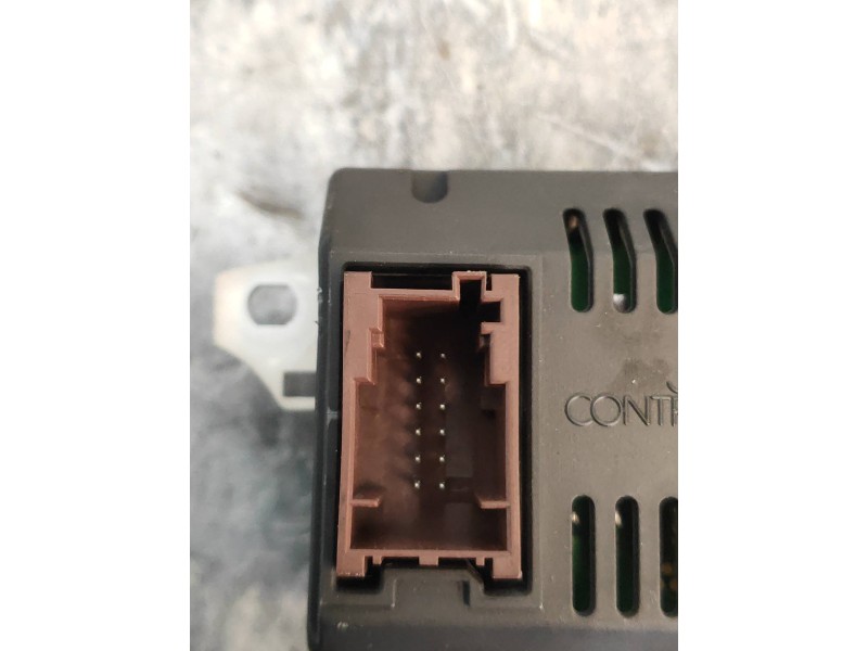 Recambio de pantalla multifuncion para citroen c4 berlina collection referencia OEM IAM 9649646880 216744212G 