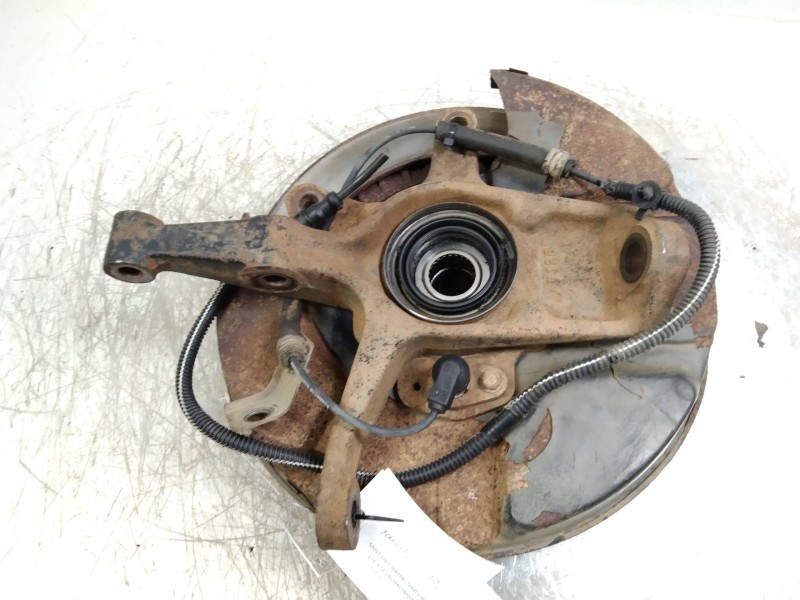 Recambio de mangueta delantera derecha para santana 300 20hdi referencia OEM IAM   