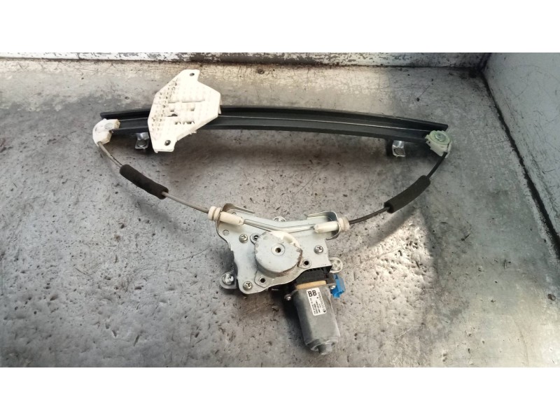 Recambio de elevalunas delantero derecho para chevrolet captiva 2.0 vcdi lt referencia OEM IAM 96627080  