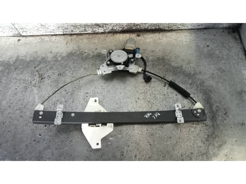 Recambio de elevalunas trasero derecho para chevrolet captiva 2.0 vcdi lt referencia OEM IAM 96627082  