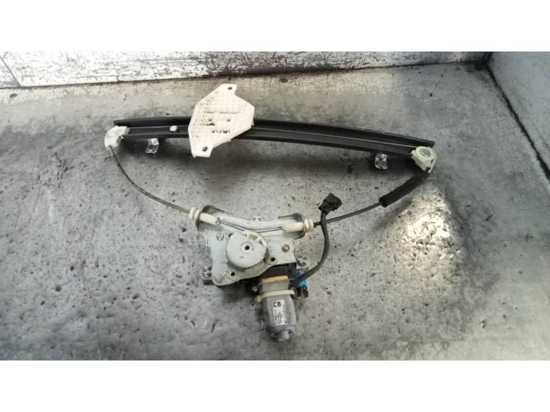 Recambio de elevalunas trasero derecho para chevrolet captiva 2.0 vcdi lt referencia OEM IAM 96627082  