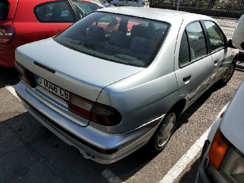 nissan almera (n15) del año 1999