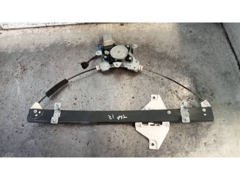 Recambio de elevalunas trasero izquierdo para chevrolet captiva 2.0 vcdi lt referencia OEM IAM 96627081  