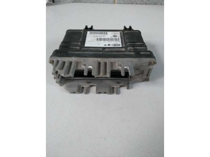 Recambio de centralita motor uce para volkswagen golf iii berlina (1h1) 1.6 referencia OEM IAM IAW1AVV1 032906030R 6160025610