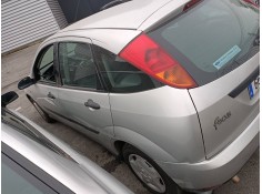 ford focus berlina (cak) del año 2001 2