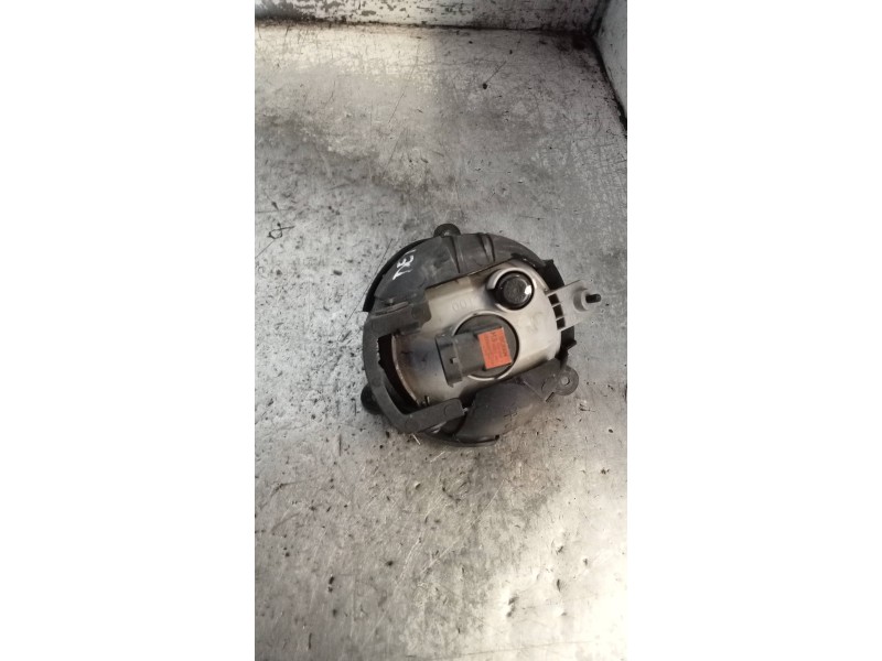 Recambio de faro antiniebla derecho para chevrolet captiva 2.0 vcdi lt referencia OEM IAM   