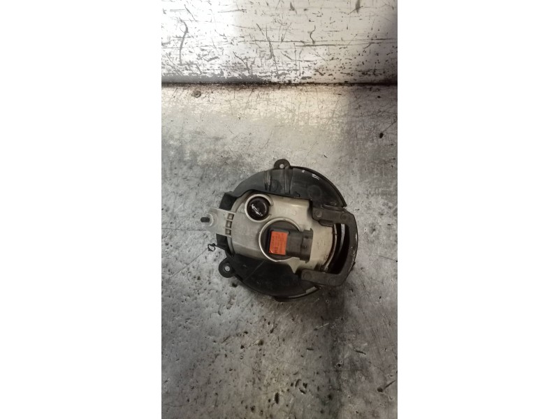 Recambio de faro antiniebla izquierdo para chevrolet captiva 2.0 vcdi lt referencia OEM IAM   