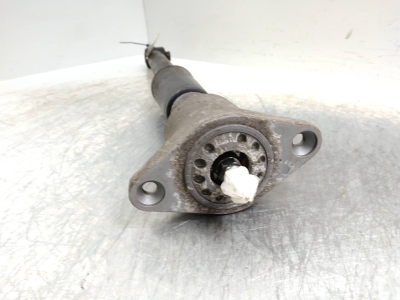 Recambio de amortiguador trasero para skoda superb (3u4) 1.9 tdi referencia OEM IAM   