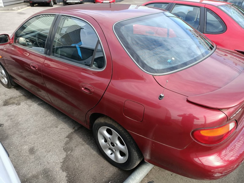 hyundai lantra berlina (rd) del año 1997