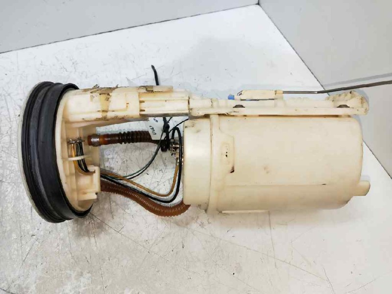 Recambio de bomba combustible para volkswagen passat berlina (3b2) 1.6 referencia OEM IAM 8E0919051A 228233002001 VDO AFORADOR