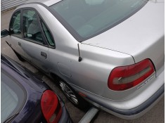 volvo s40 berlina del año 2000 2