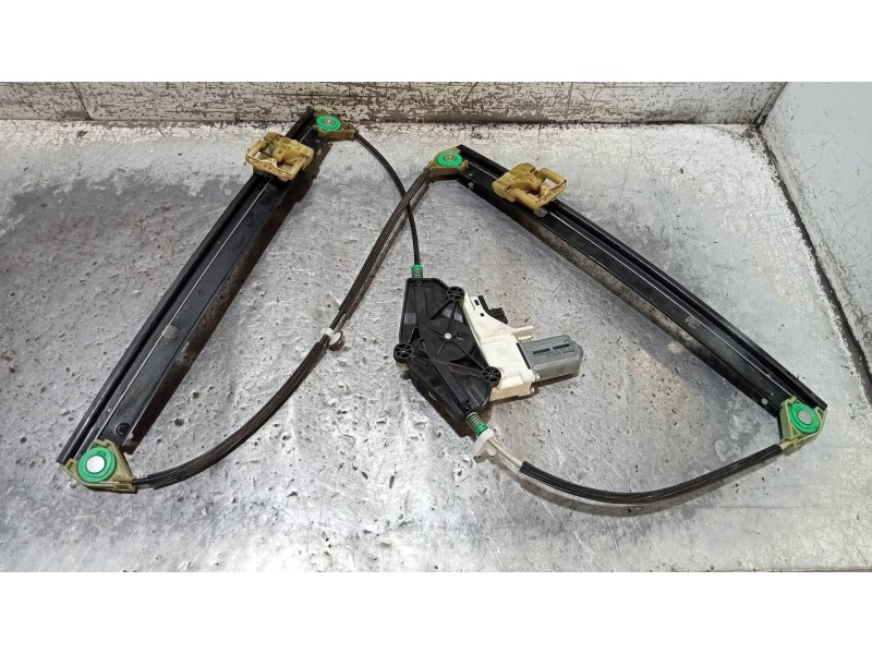Recambio de elevalunas delantero derecho para audi a4 avant (8k5) (2008) 2.0 16v tdi referencia OEM IAM 8K0959802  