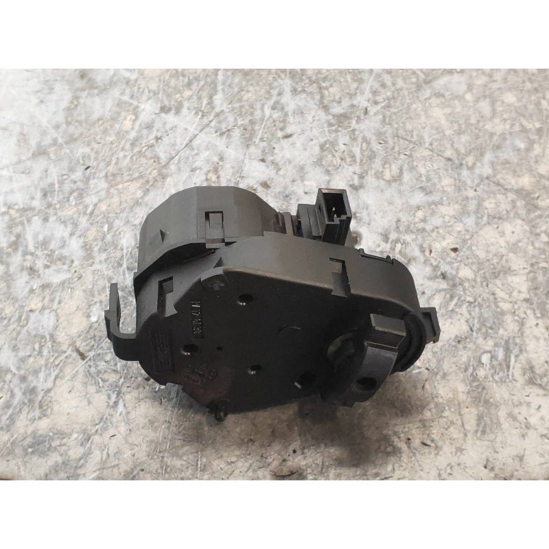 Recambio de motor apertura trampillas climatizador para bmw serie 6 coupe (e63) 4.4 v8 32v cat referencia OEM IAM 69303039  