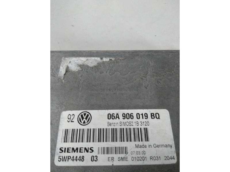 Recambio de centralita motor uce para volkswagen golf iv berlina (1j1) referencia OEM IAM 5WP444803 06A906019BQ SIMOS21B Recambio de centralita motor uce para volkswagen golf iv berlina (1j1) referencia OEM IAM 5WP444803 06A906019BQ SIMOS21B
