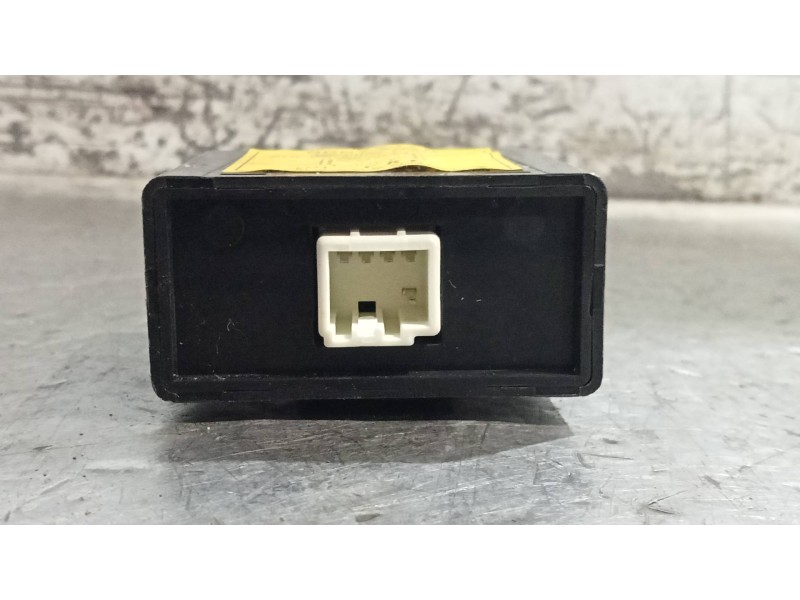 Recambio de modulo electronico para chevrolet captiva 2.0 vcdi lt referencia OEM IAM 96673478  