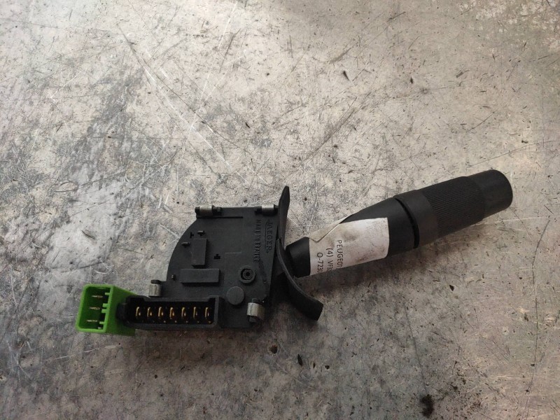 Recambio de mando limpia para peugeot 205 berlina 1.8 d generation referencia OEM IAM   