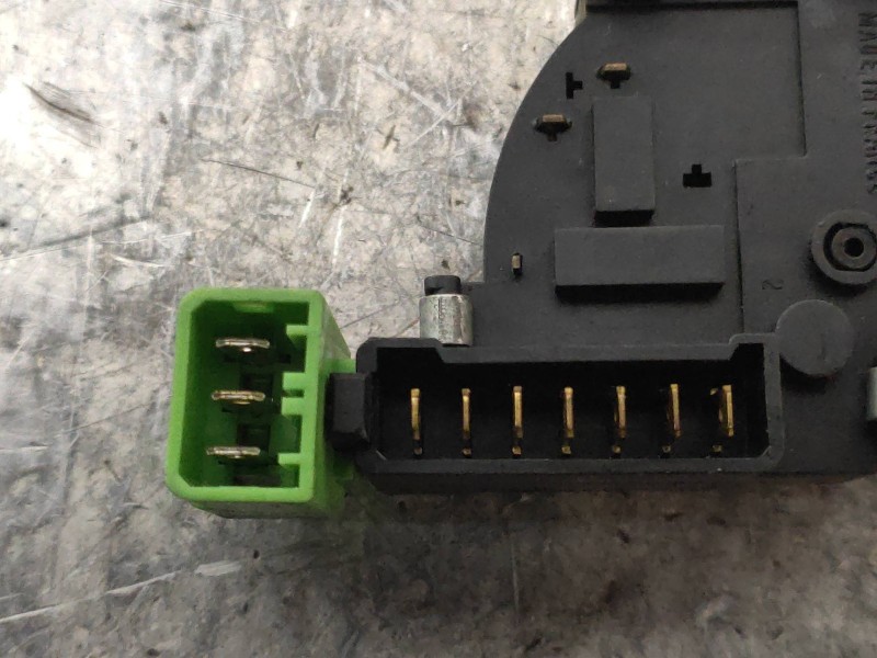 Recambio de mando limpia para peugeot 205 berlina 1.8 d generation referencia OEM IAM   