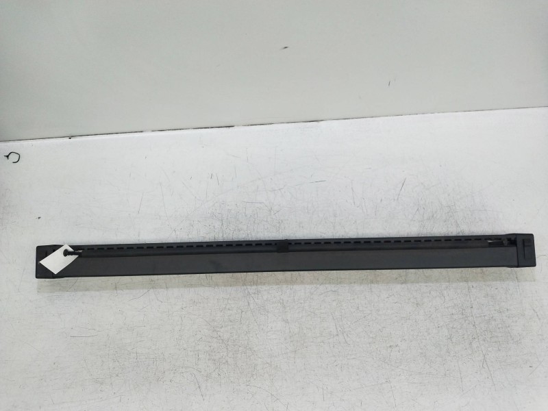 Recambio de bandeja trasera para volkswagen touareg (7la) 3.0 v6 tdi dpf referencia OEM IAM   