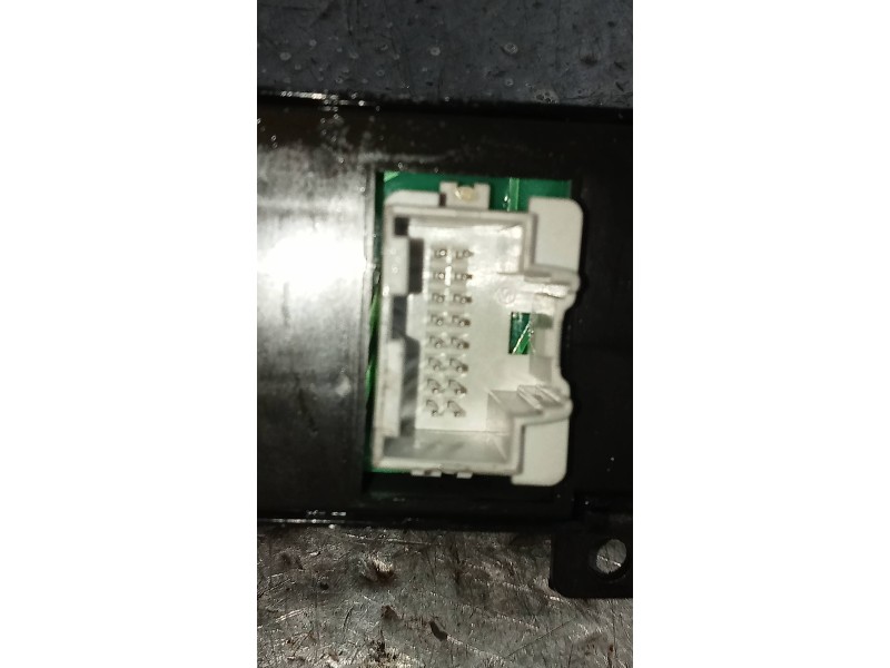 Recambio de mando multifuncion para chevrolet captiva 2.0 vcdi lt referencia OEM IAM   