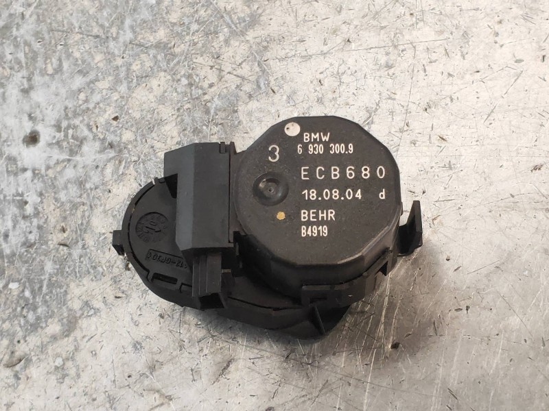 Recambio de motor apertura trampillas climatizador para bmw serie 6 coupe (e63) 4.4 v8 32v cat referencia OEM IAM 69303039  