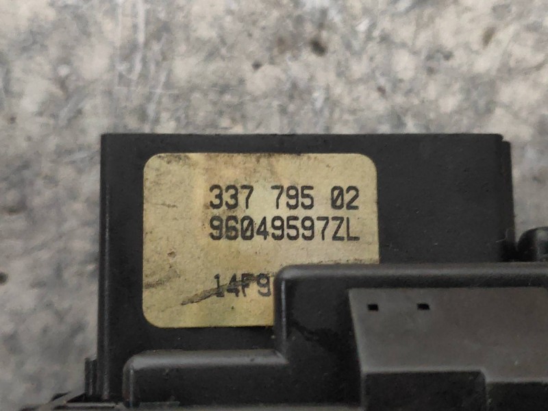 Recambio de mando limpia para citroen berlingo 1.9 1,9 d sx modutop familiar referencia OEM IAM 96049597ZL 33779502 