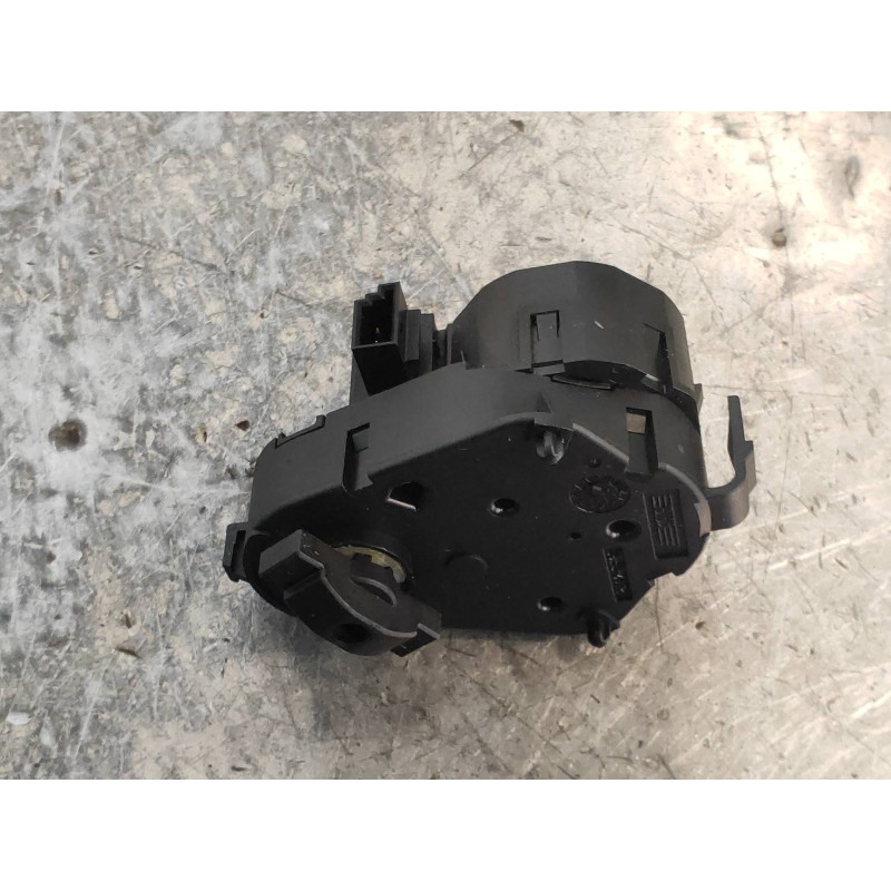 Recambio de motor apertura trampillas climatizador para bmw serie 6 coupe (e63) 4.4 v8 32v cat referencia OEM IAM 69303039  