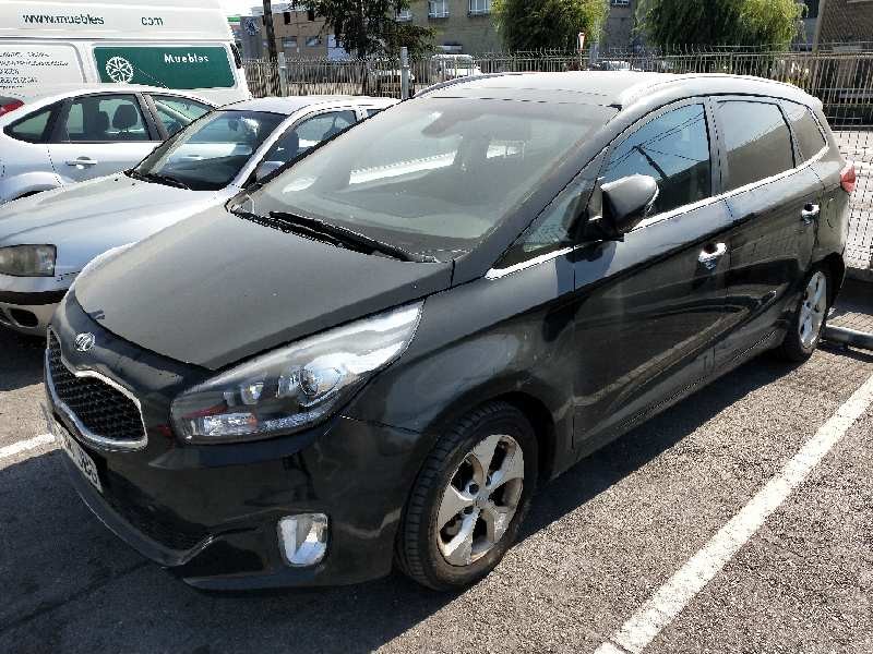 kia carens ( ) del año 2014