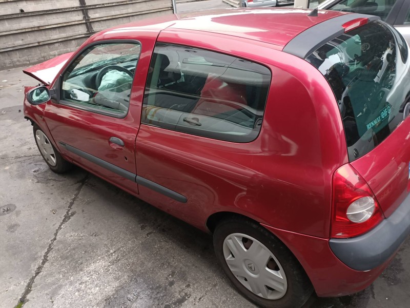 renault clio ii fase ii (b/cb0) del año 2002