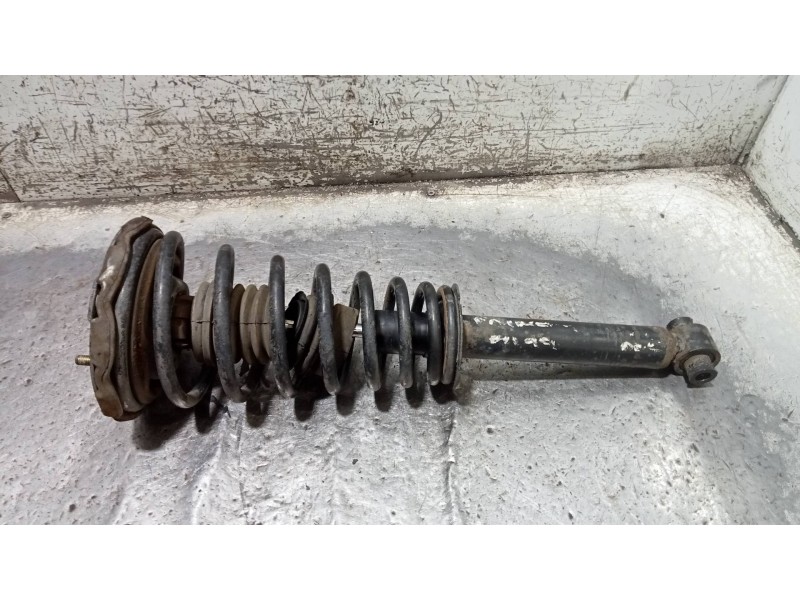 Recambio de amortiguador delantero derecho para nissan primera trav. (wp11) básico referencia OEM IAM   