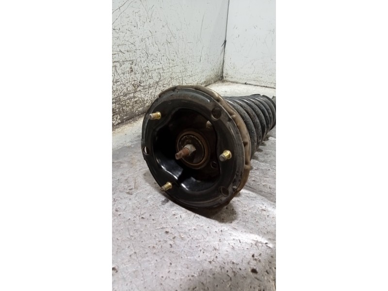 Recambio de amortiguador delantero derecho para nissan primera trav. (wp11) básico referencia OEM IAM   