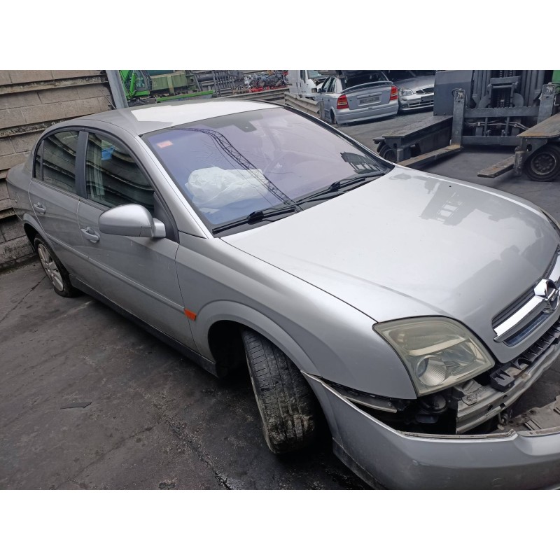 opel vectra c berlina del año 2005