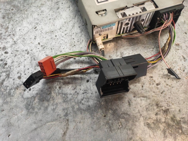 Recambio de sistema audio / radio cd para citroen berlingo station wagon sx multispace referencia OEM IAM 966639377701  