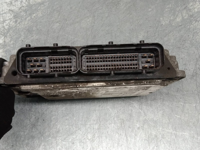 Recambio de centralita motor uce para toyota yaris (ksp9/scp9/nlp9) básico referencia OEM IAM 0281012322 896610D450 