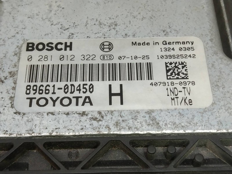Recambio de centralita motor uce para toyota yaris (ksp9/scp9/nlp9) básico referencia OEM IAM 0281012322 896610D450 
