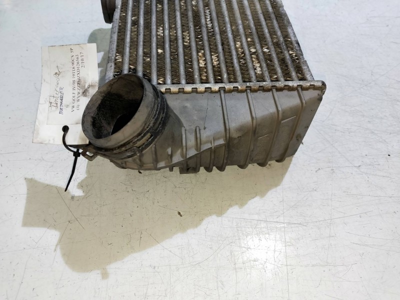 Recambio de intercooler para volkswagen golf iv berlina (1j1) 1.9 tdi referencia OEM IAM 8623319R  
