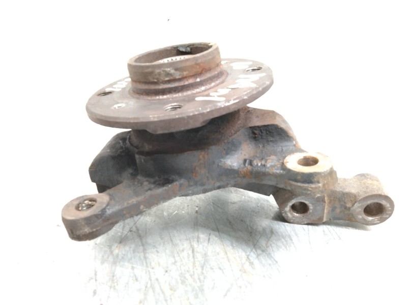 Recambio de mangueta delantera derecha para tata indigo marina referencia OEM IAM   