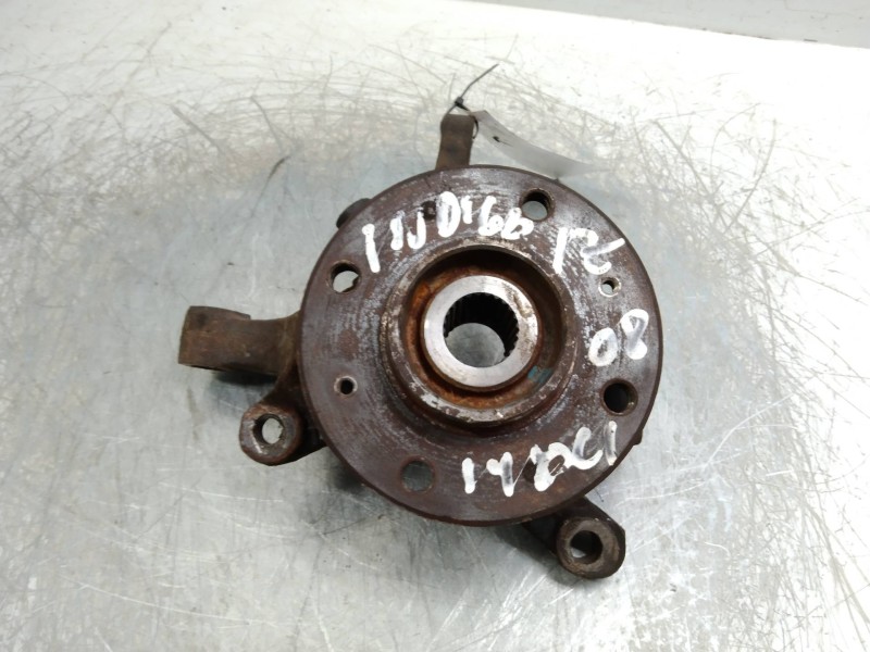 Recambio de mangueta delantera izquierda para tata indigo marina referencia OEM IAM   