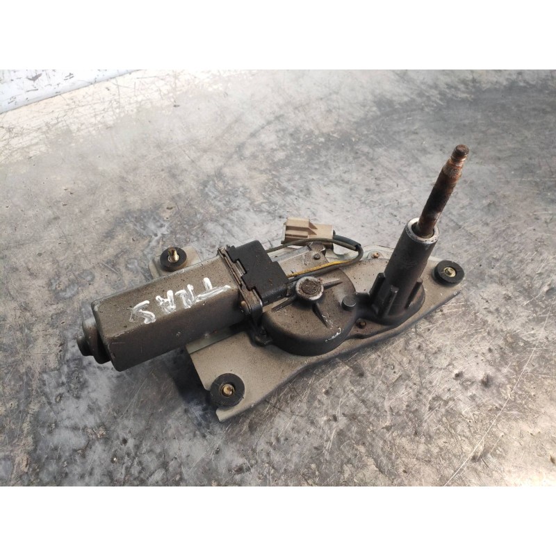 Recambio de motor limpia trasero para mitsubishi montero (v60/v70) 3.2 di-d avance (5-ptas.) referencia OEM IAM MR388052 8492001