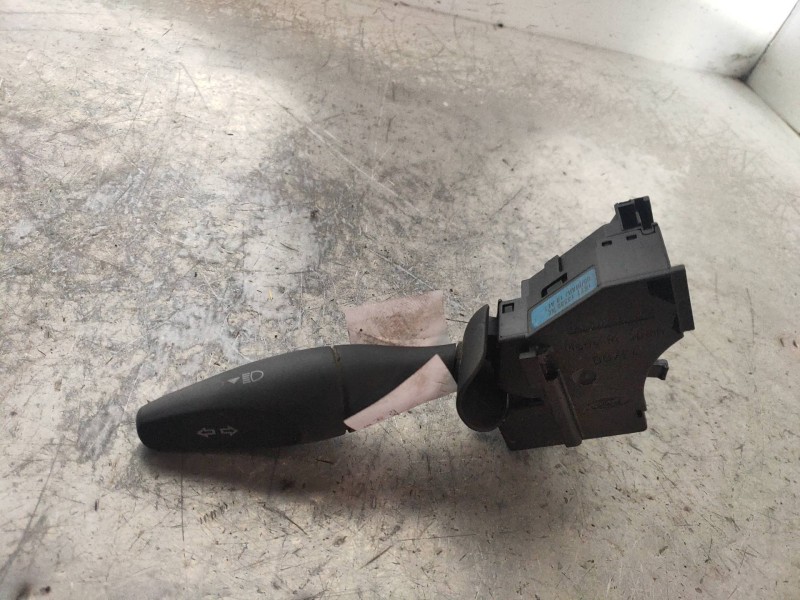 Recambio de mando luces para ford fiesta (cbk) ambiente referencia OEM IAM 1S7T13335AE  