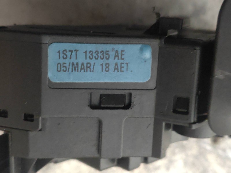 Recambio de mando luces para ford fiesta (cbk) ambiente referencia OEM IAM 1S7T13335AE  