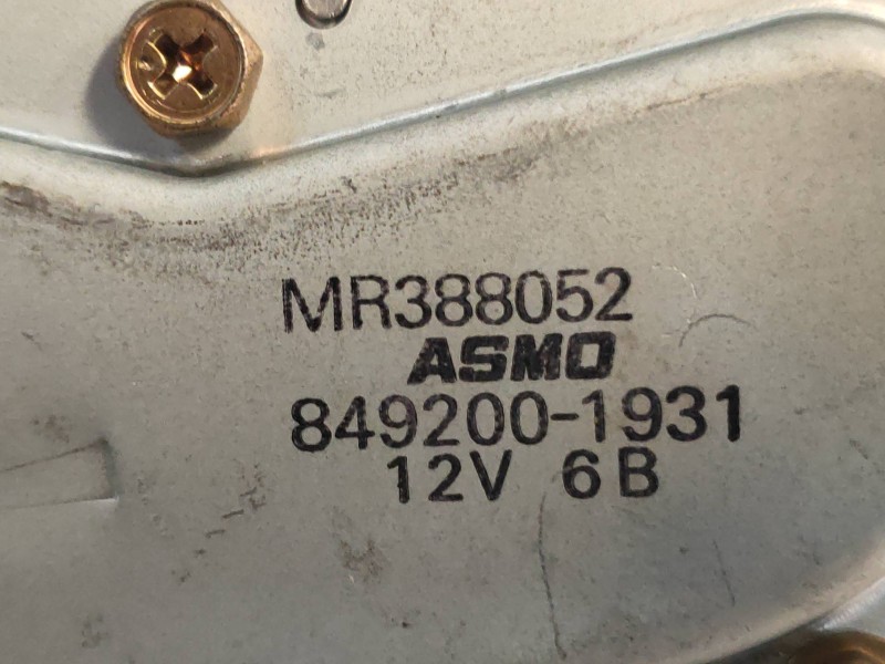 Recambio de motor limpia trasero para mitsubishi montero (v60/v70) 3.2 di-d avance (5-ptas.) referencia OEM IAM MR388052 8492001