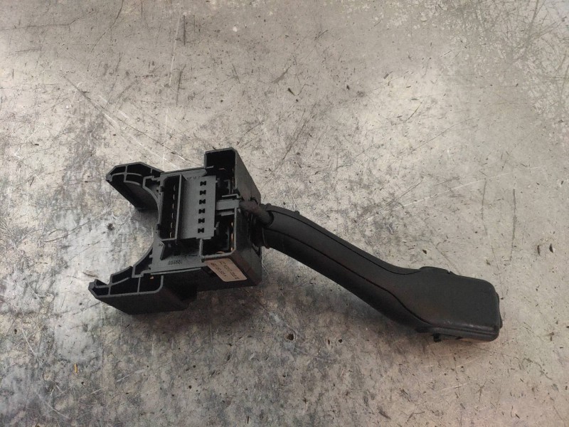 Recambio de mando limpia para skoda fabia (6y2/6y3) comfort referencia OEM IAM 4B0953503H  