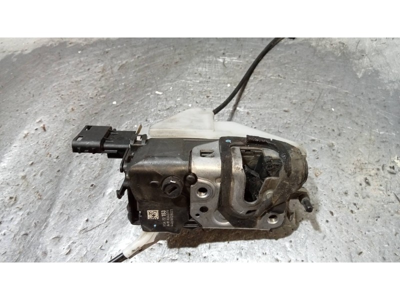 Recambio de motor cierre centralizado trasero derecho para citroen c5 berlina seduction referencia OEM IAM PSA732153  