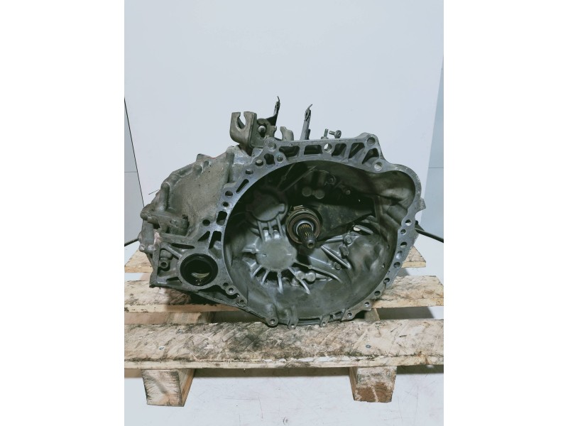 Recambio de caja cambios para toyota avensis wagon (t25) 2.0 turbodiesel cat referencia OEM IAM A7Y15712  