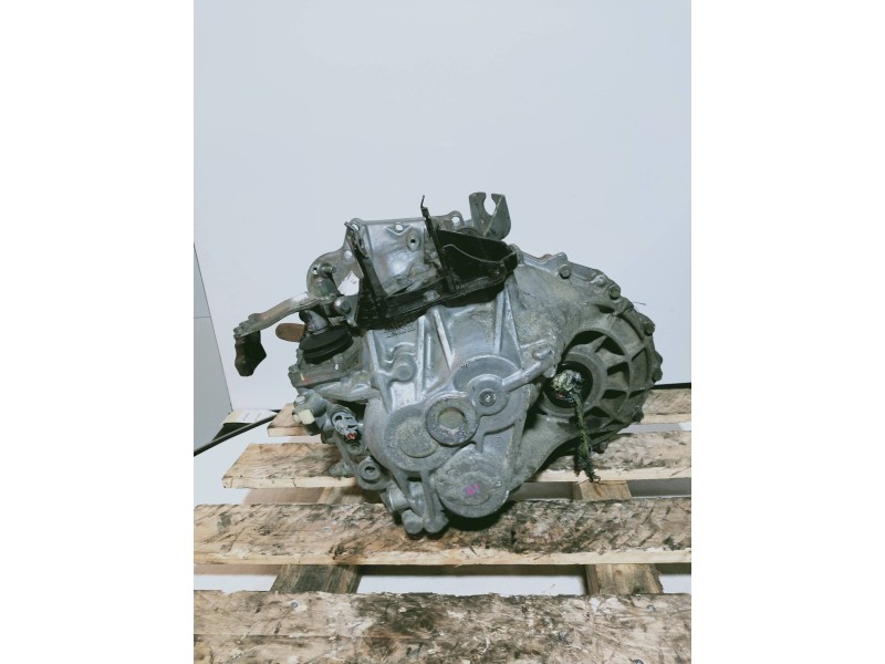Recambio de caja cambios para toyota avensis wagon (t25) 2.0 turbodiesel cat referencia OEM IAM A7Y15712  