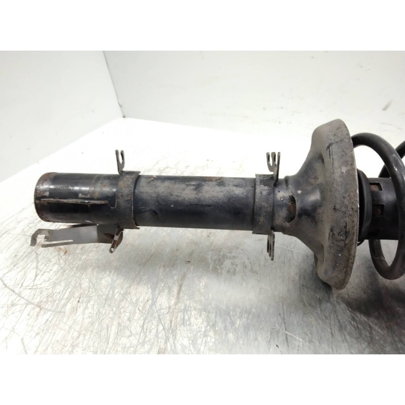 Recambio de amortiguador delantero izquierdo para volkswagen bora berlina (1j2) 1.9 tdi referencia OEM IAM 1J0413031BH  