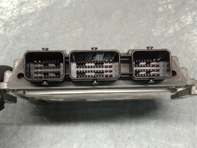 Recambio de centralita motor uce para citroen c4 picasso exclusive referencia OEM IAM 0281014729 9665674480 EDC16C34