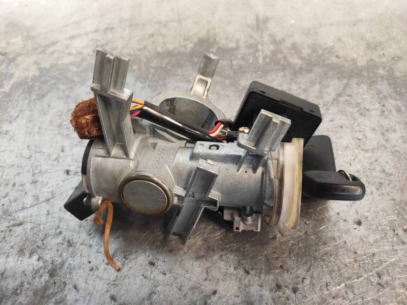 Recambio de conmutador de arranque para mitsubishi montero (v60/v70) 3.2 di-d avance (5-ptas.) referencia OEM IAM MR329406 X1T14