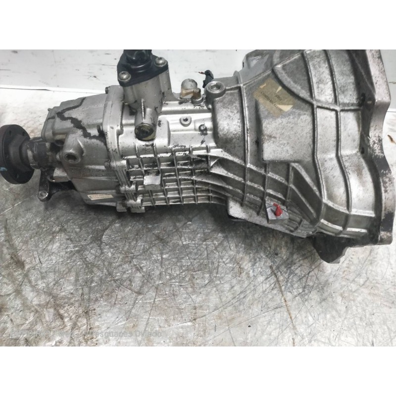 Recambio de caja cambios para ford transit, caja cerr. corto 95 2.5 d referencia OEM IAM 88VTVAC8 FOB 3F29 