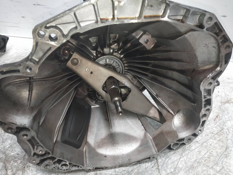 Recambio de caja cambios para ford transit, caja cerr. corto 95 2.5 d referencia OEM IAM 88VTVAC8 FOB 3F29 
